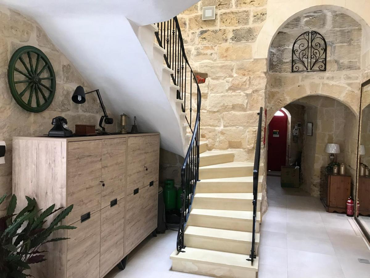 The Cloisters Bed And Breakfast Xagħra Exterior foto