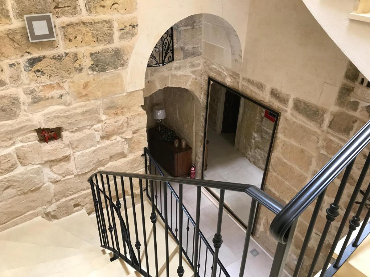 The Cloisters Bed And Breakfast Xagħra Exterior foto