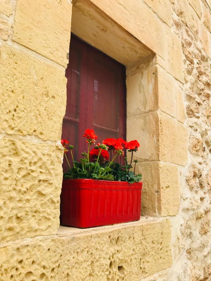 The Cloisters Bed And Breakfast Xagħra Exterior foto