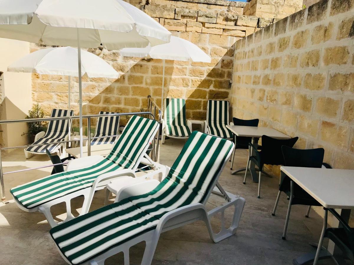 The Cloisters Bed And Breakfast Xagħra Exterior foto