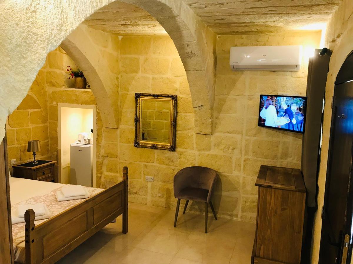 The Cloisters Bed And Breakfast Xagħra Exterior foto