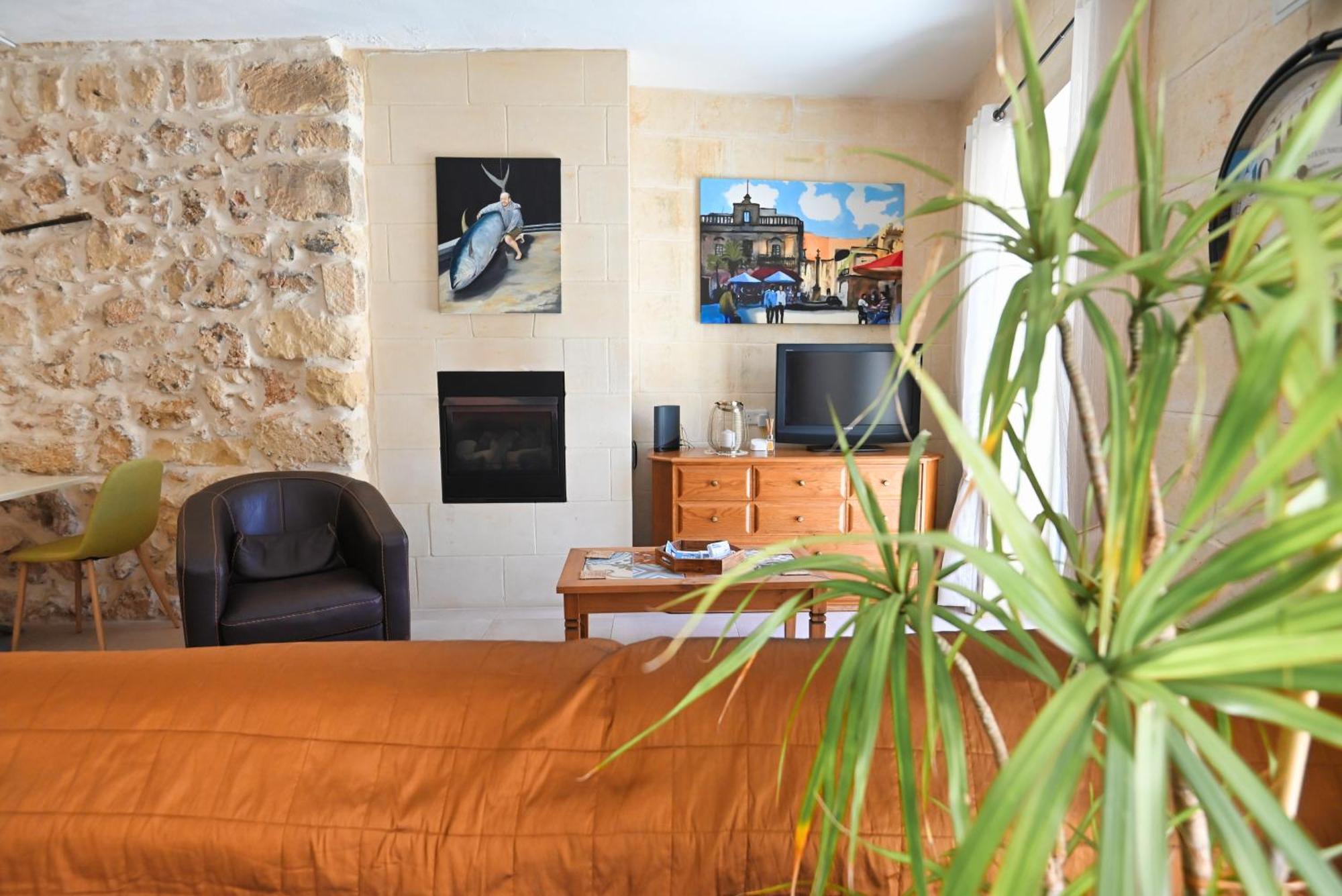 The Cloisters Bed And Breakfast Xagħra Exterior foto